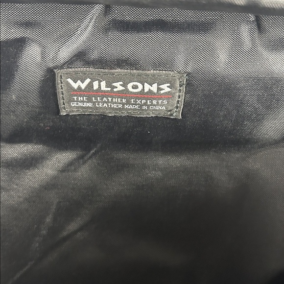 Wilson’s Leather Vintage Black Leather Messenger Bag - Picture 9 of 12
